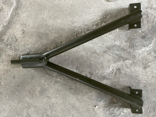 Chữ A trước cảng